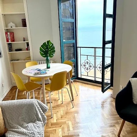 Atico Primera Linea Playa De San Lorenzo *