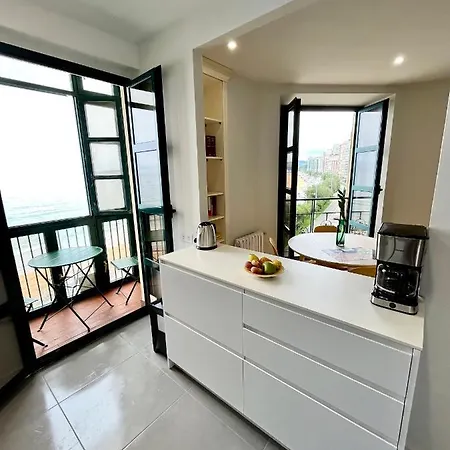 Atico Primera Linea Playa De San Lorenzo Apartman *