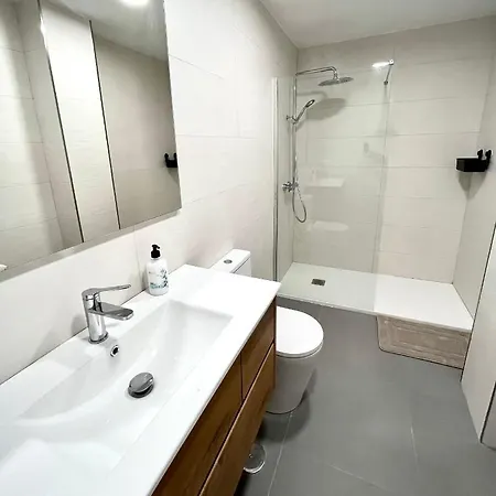 Atico Primera Linea Playa De San Lorenzo Апартаменты Хихон