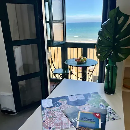 Atico Primera Linea Playa De San Lorenzo * Хихон