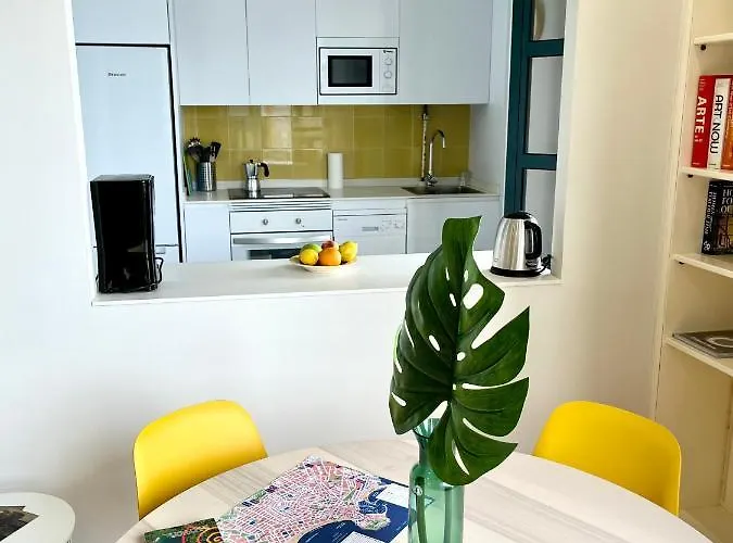 Апартаменты Atico Primera Linea Playa De San Lorenzo Хихон