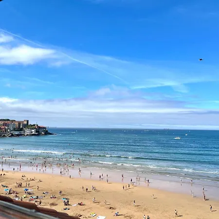 Atico Primera Linea Playa De San Lorenzo * Gijón