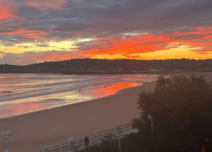 Apartament Atico Primera Linea Playa De San Lorenzo Gijón